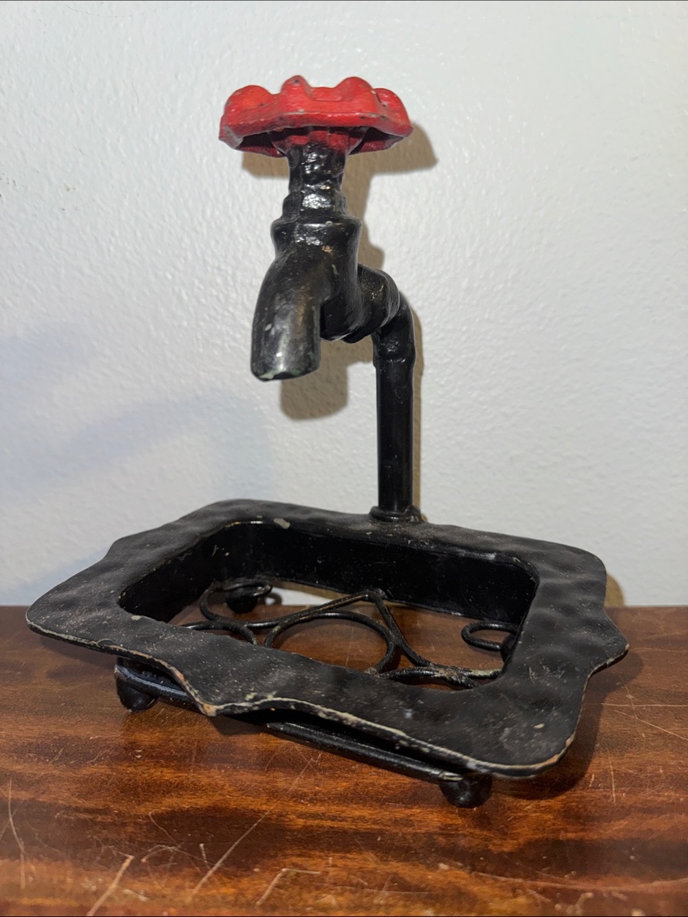 Vintage-Style Cast Iron Faucet Soap Dish Decor Farmhouse Bathroom Kitchen
